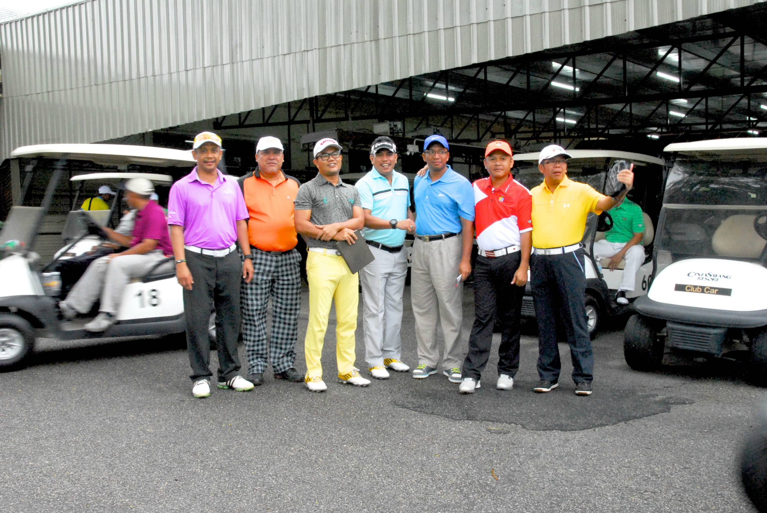 PRO15 157 GOLF DSC 0076.JPG